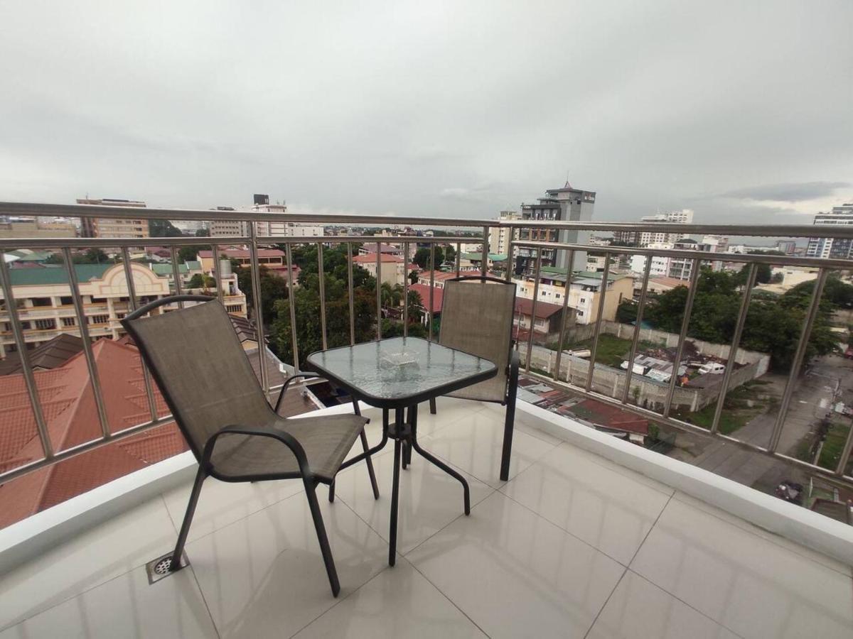 2Br Condo At Kandi Tower 2 Angeles Exterior photo